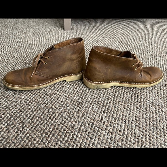 Women’s Clark’s Desert Boots in Beeswax - Picture 4 of 7
